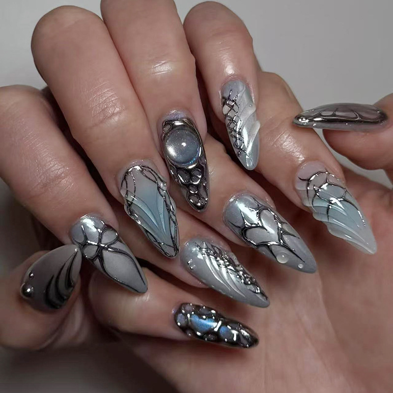 Nail Art Press On - 24 قطعة يمكن ارتداؤها اضغط على