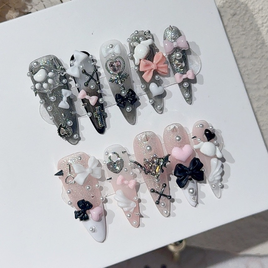 Nail Art Pink - أظافر صناعية جيراي Y2K سبايس جيرل