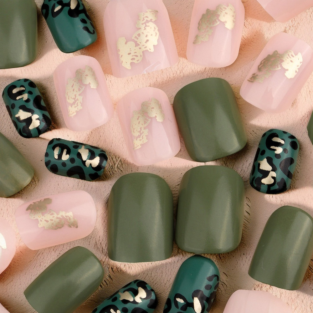 24 قطعة من الأظافر الصناعية ال - مراجعة Nail Art Press On وسعره